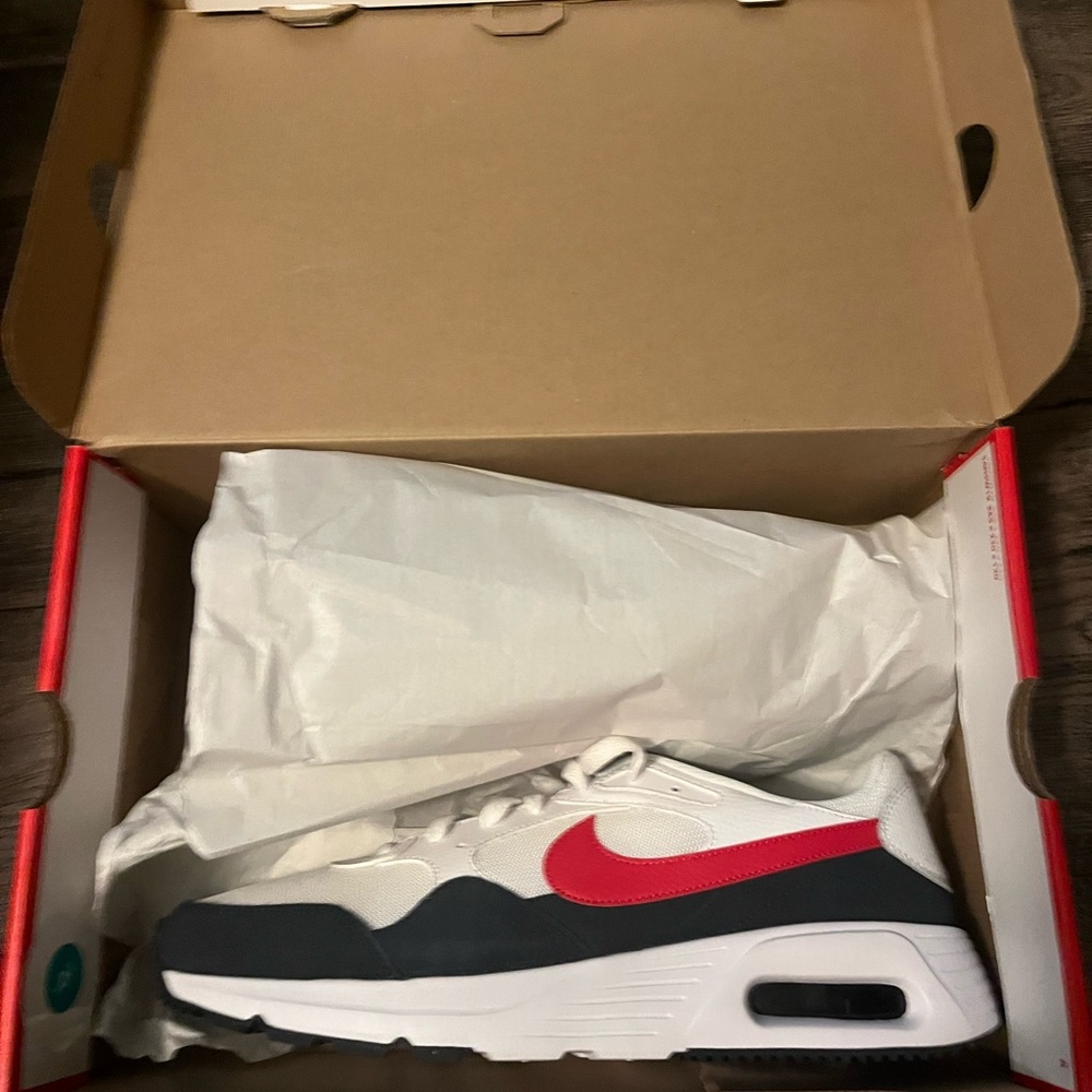 Nike air max SC size 11.5 colors white/university red